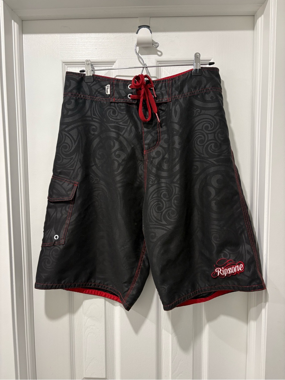 Ripzone Y2K Men's Black Swim Trunks with Red Trim 34 pattern